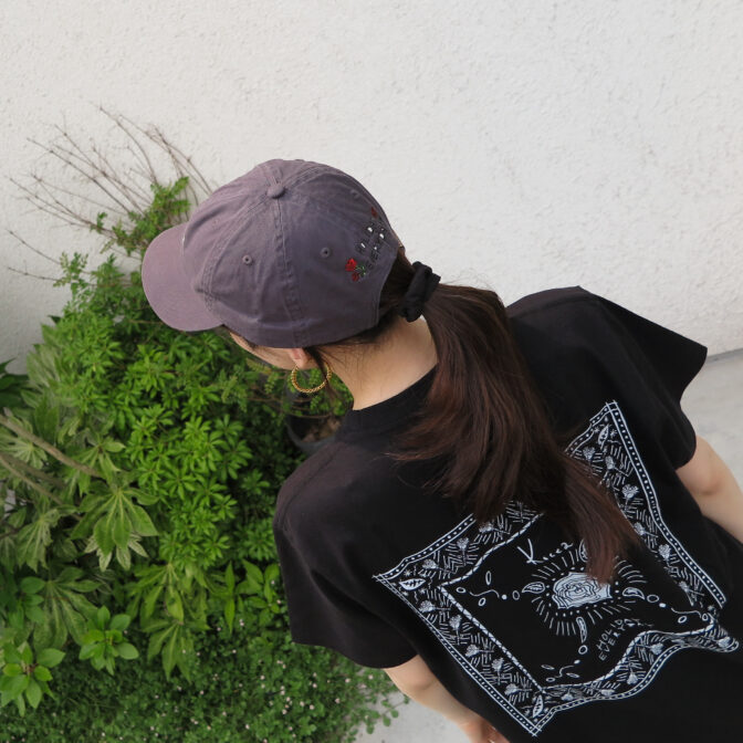 the model is wearing the cap