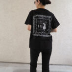 black t-shirt