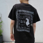 black t-shirt