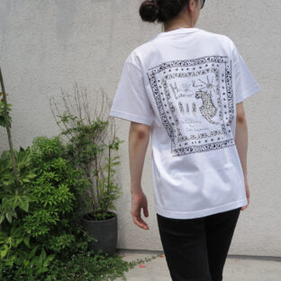 LEOPARD GRAPHIC TEE -WHITE-