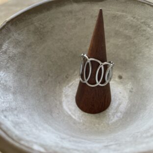 HOLLOW SILVER RING [STAINLESS STEEL]