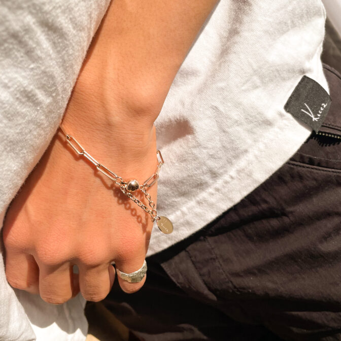a pink gold chain bracelet