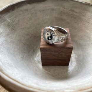 YIN & YANG RING 1