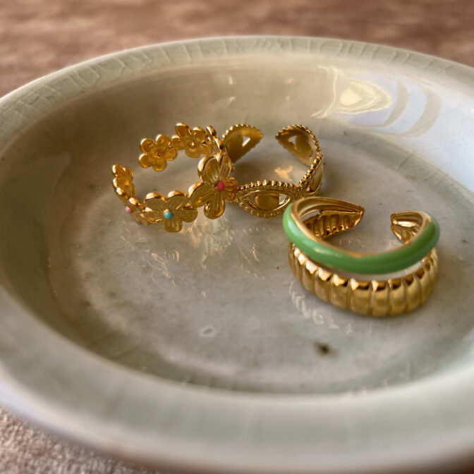 gold rings