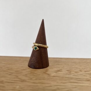 SNAKE WITH THE GREEN EYE GOLD RING [STAINLESS STEEL]