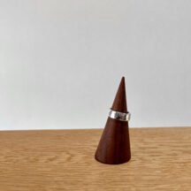 EMBOSSED BAND RING [SILVER 950]